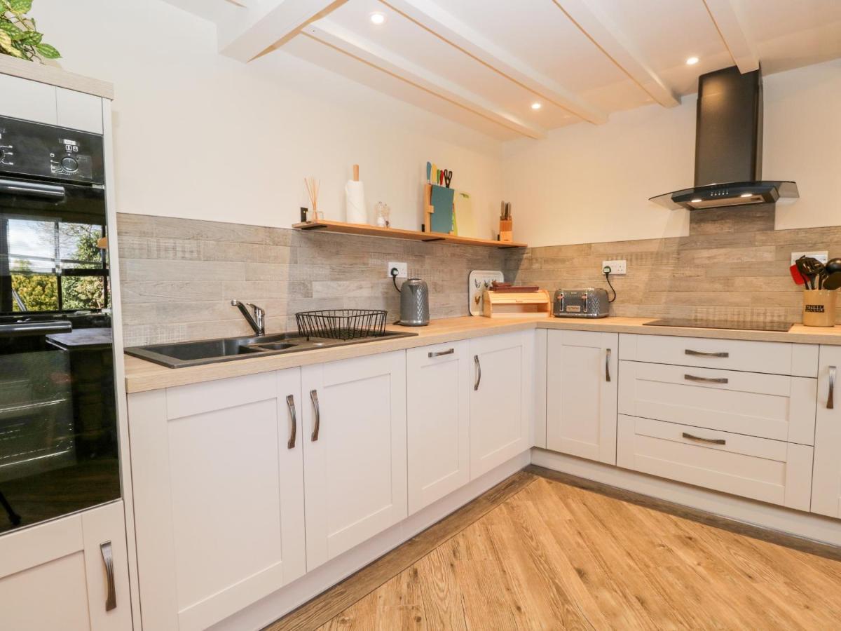 1 Cherry Tree Cottage Millom Exterior foto
